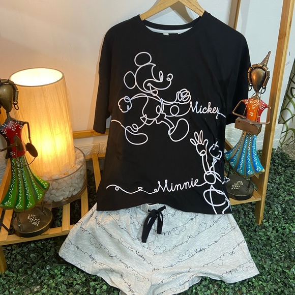 M&S Disney pyjamas Suit. Size - M (ITS A MIX MATCH SUITS🥰) - Picture 3 of 11
